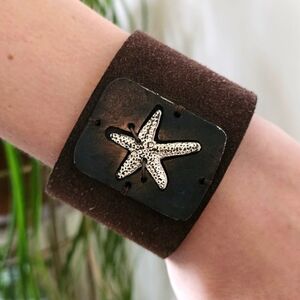 Brown Suede Leather Starfish Wrist Cuff Bracelet